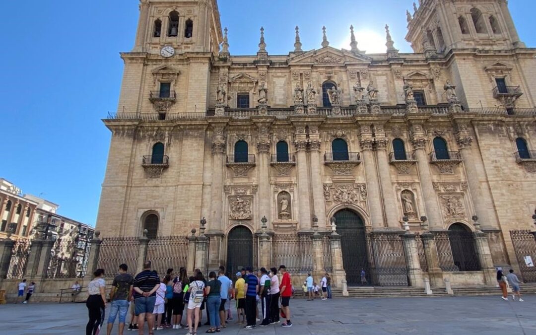 TurJaén exige una rectificación al alcalde de Sevilla tras sus declaraciones sobre la tasa turística