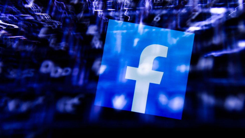 Instagram y Facebook sufren una caída en España este viernes que impide acceder a las cuentas