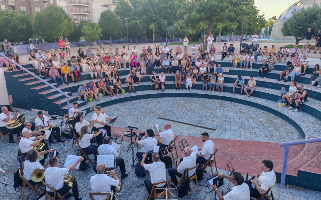 El Anfiteatro Maestro Manuel Vílchez Martínez acoge un concierto de bandas sonoras de cine