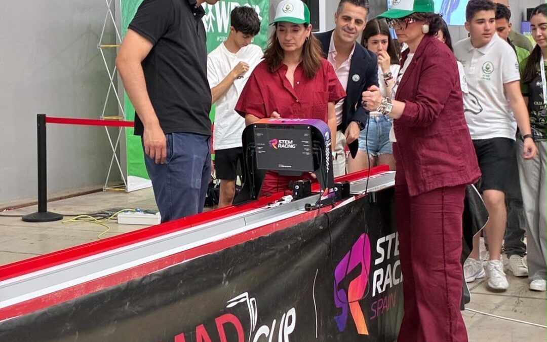 Más de 4.500 estudiantes andaluces participan en Jaén en la Feria Andaluza de Tecnología FANTEC con 200 proyectos de robótica, IA y programación