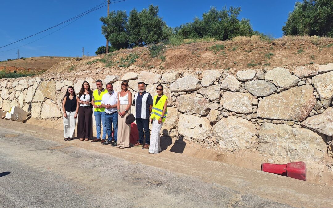 La Diputación invierte 380.000 euros en reparar los deslizamientos causados por los temporales en la carretera entre Bailén y Baños de la Encina