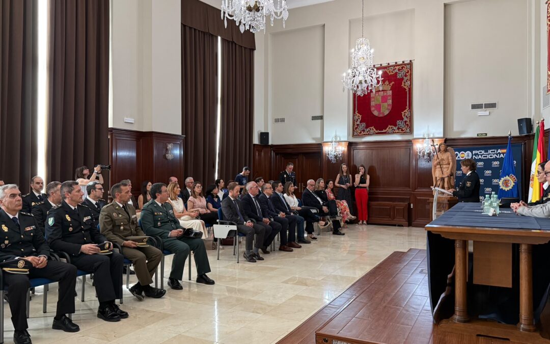 Jaén reivindica la memoria de los 188 policías nacionales asesinados por el terrorismo