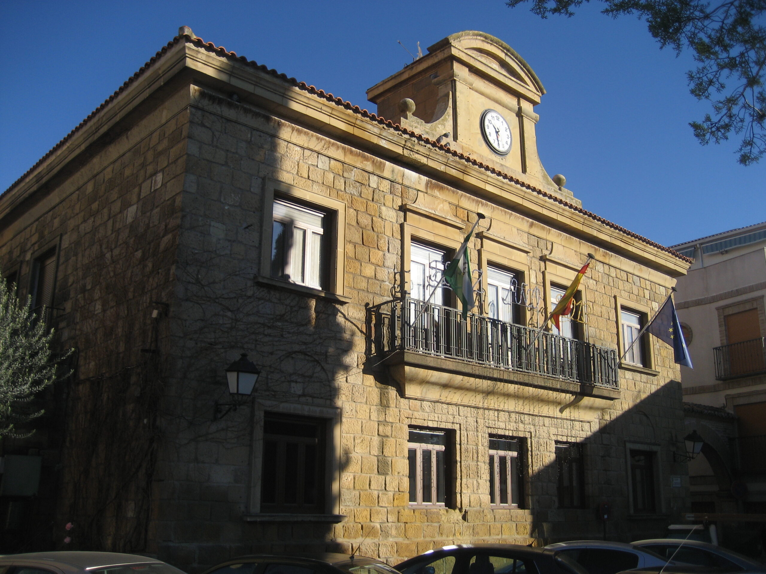 Ayuntamiento_de_Mengíbar