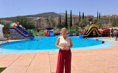 El Ayuntamiento da el pistoletazo de salida a la temporada de piscinas con una fiesta acuática infantil