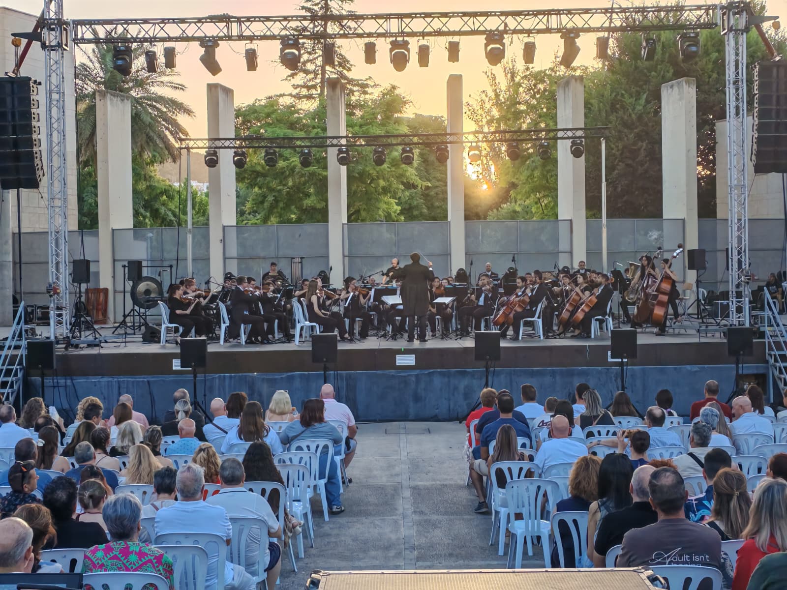 Foto DJ Symphonic