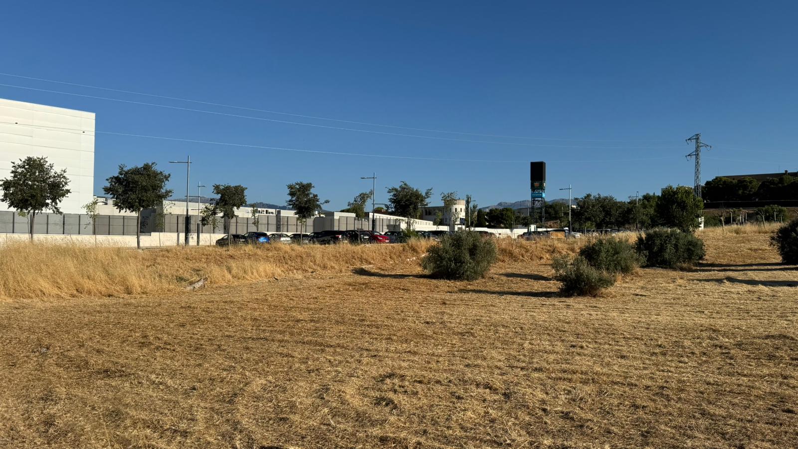 Foto emplazamiento comercial Jaén Plaza