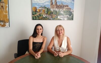 La cantautora jiennense Belén Turnes presenta su primer LP, ’27 años no es nada’