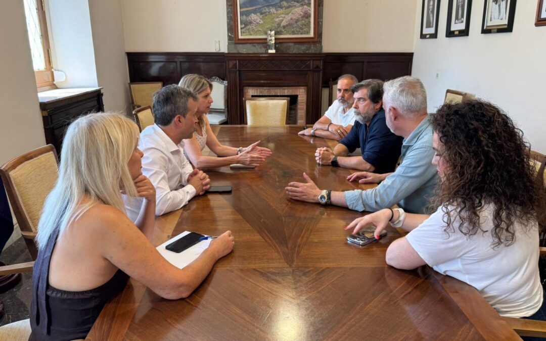 El Ayuntamiento advierte de que podría renunciar al proyecto del edificio de Correos si el PP no cambia su postura