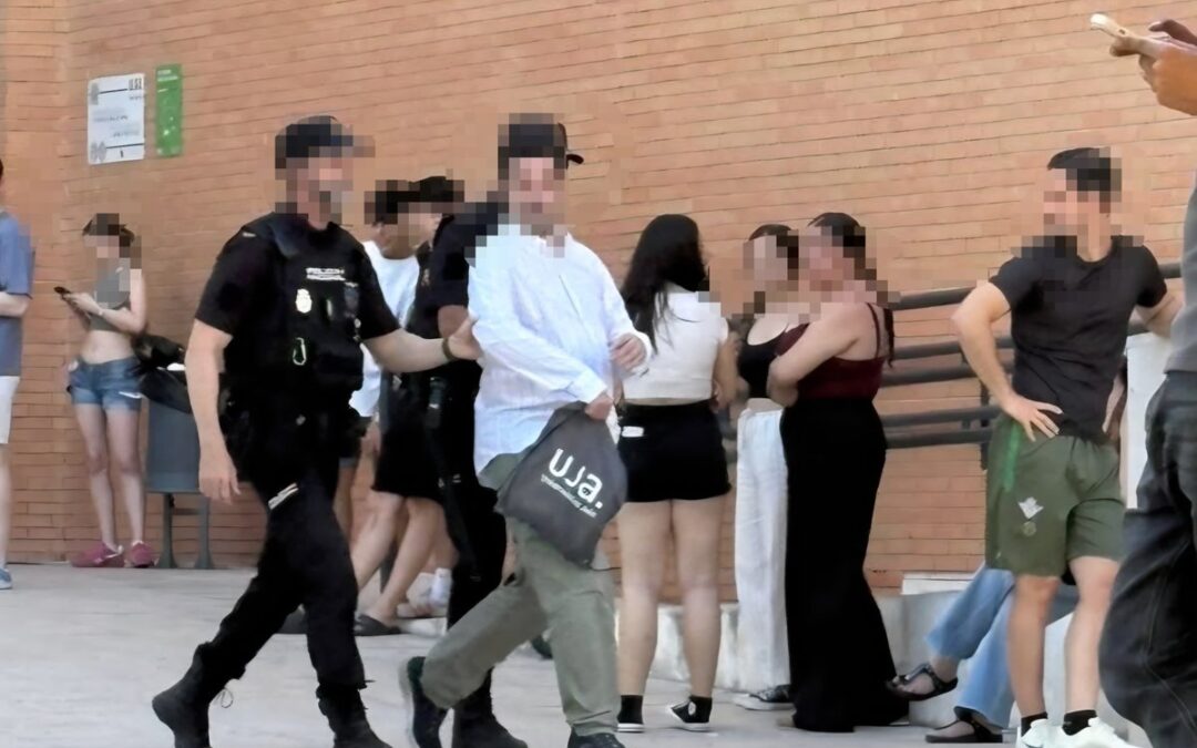 El detenido por hacer fotos a una estudiante universitaria en la biblioteca de la UJA tenía antecedentes por pornografía infantil