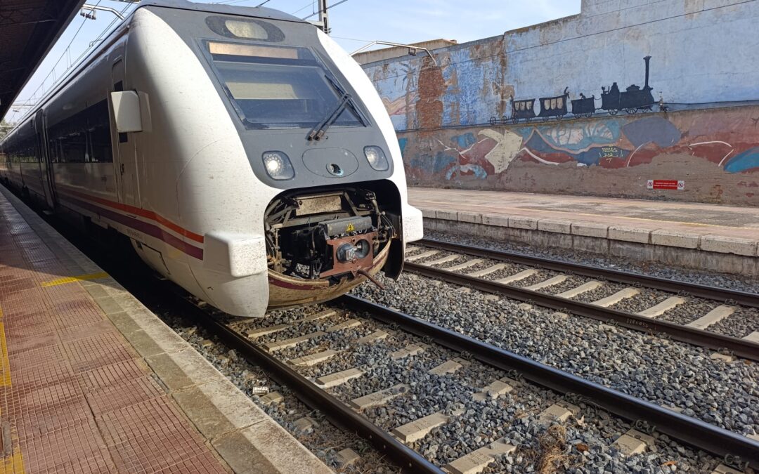 El PP de Jaén denuncia una nueva avería que dejó a 200 pasajeros remolcados desde Alcázar de San Juan y exige una conexión ferroviaria digna