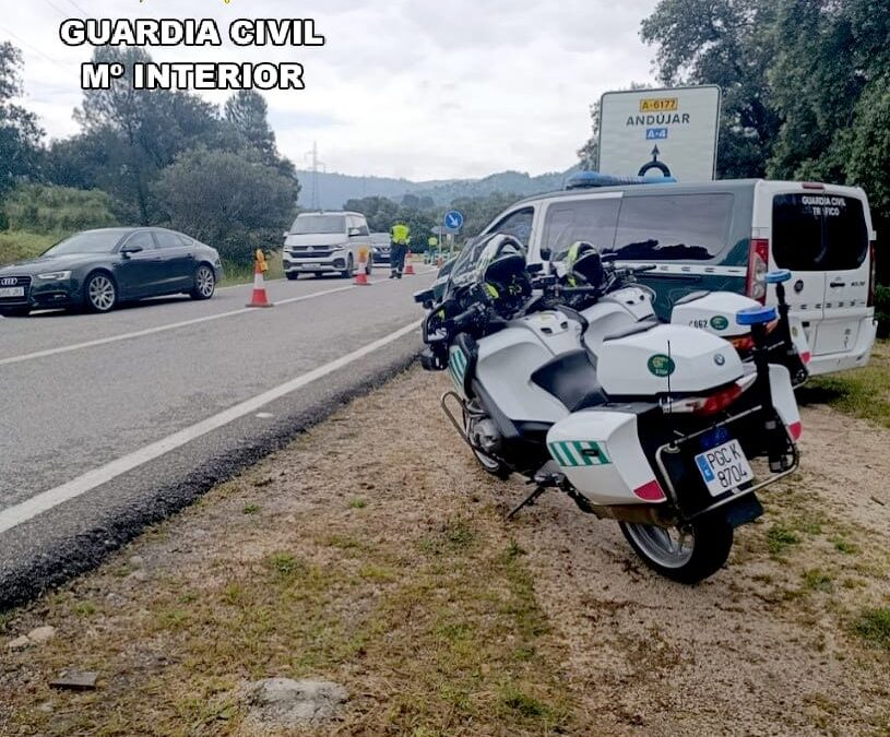 Un accidente de moto en Santa Elena motiva a la Guardia Civil a alertar sobre la seguridad de los motoristas en Jaén