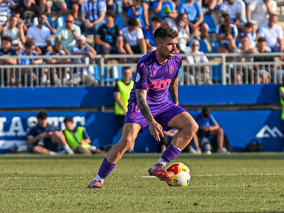 Adri Paz renueva con el Real Jaén CF y cumplirá su quinta temporada consecutiva vistiendo la camiseta blanquimorada