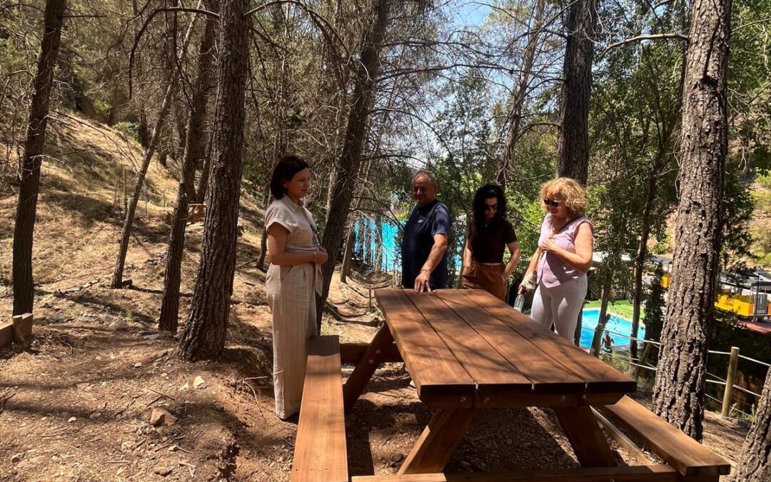 Más de treinta mil euros en mejorar el área recreativa de Amurjo e instalar alumbrado solar en dos núcleos rurales de Orcera