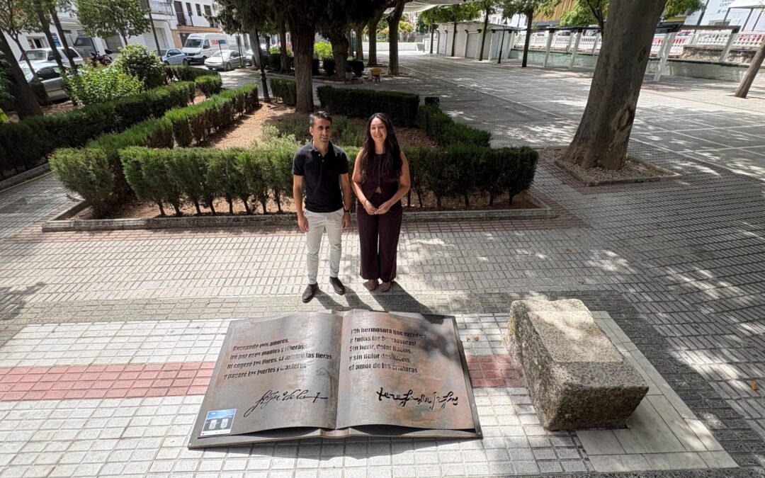 Beas de Segura estrena una escultura dedicada a la literatura mística dentro de la ruta «Memoria y paisaje de la sierra»