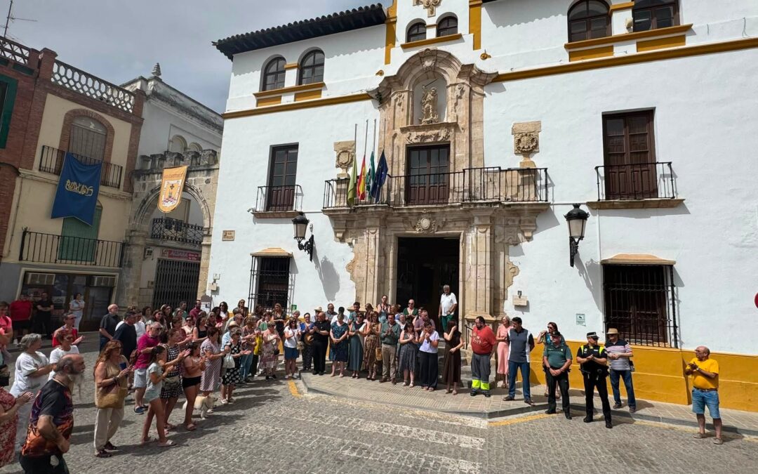 Alcaudete llora el asesinato de Araceli