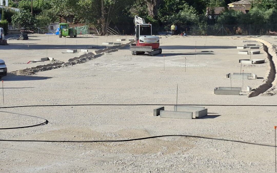 Jaén Merece Más y PSOE acuerdan que el aparcamiento de Los Cañones disponga de árboles