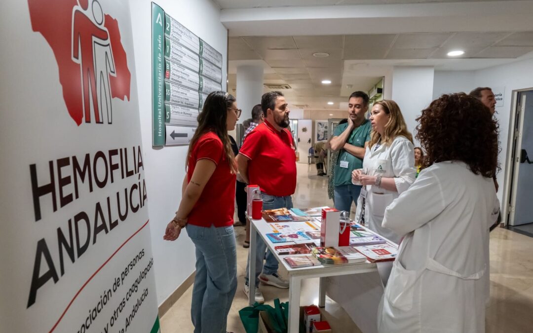 El Hospital de Jaén acoge unas jornadas de sensibilización hacia los pacientes con hemofilia