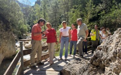 Reabre el sendero del río Borosa tras reforzar la seguridad en los puentes y hasta que se instalen los nuevos