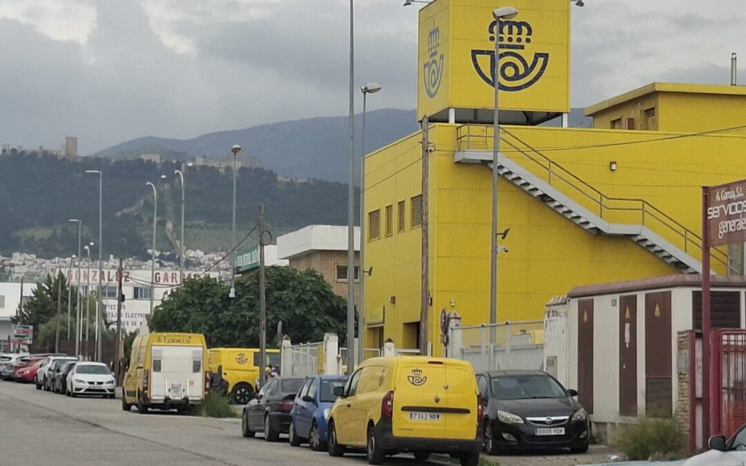 Malos olores, aseos y motos averiadas, Trabajo requiere medidas a Correos en Jaén