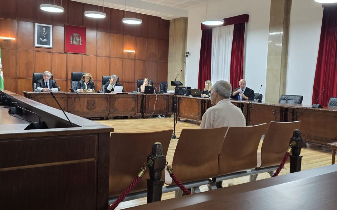 Juicio a un hombre de 82 años acusado de agredir sexualmente a sus dos nietos menores de edad