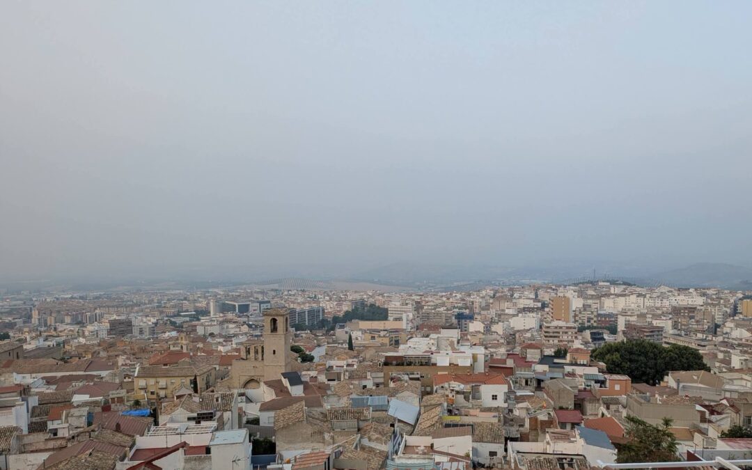 Jaén respira el humo de los grandes incendios de Madrid, Ávila y Toledo