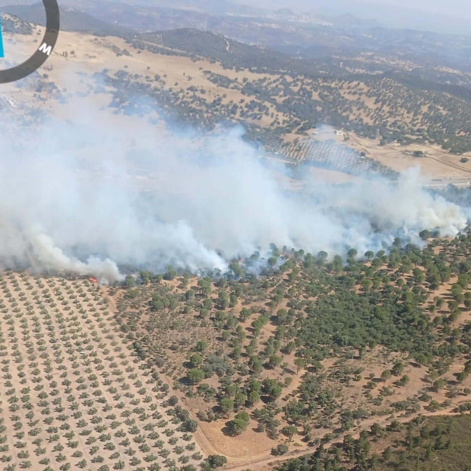 Jaén.- Sucesos.- Controlado el incendio declarado en Santa Elena, en un paraje próximo a la A-4