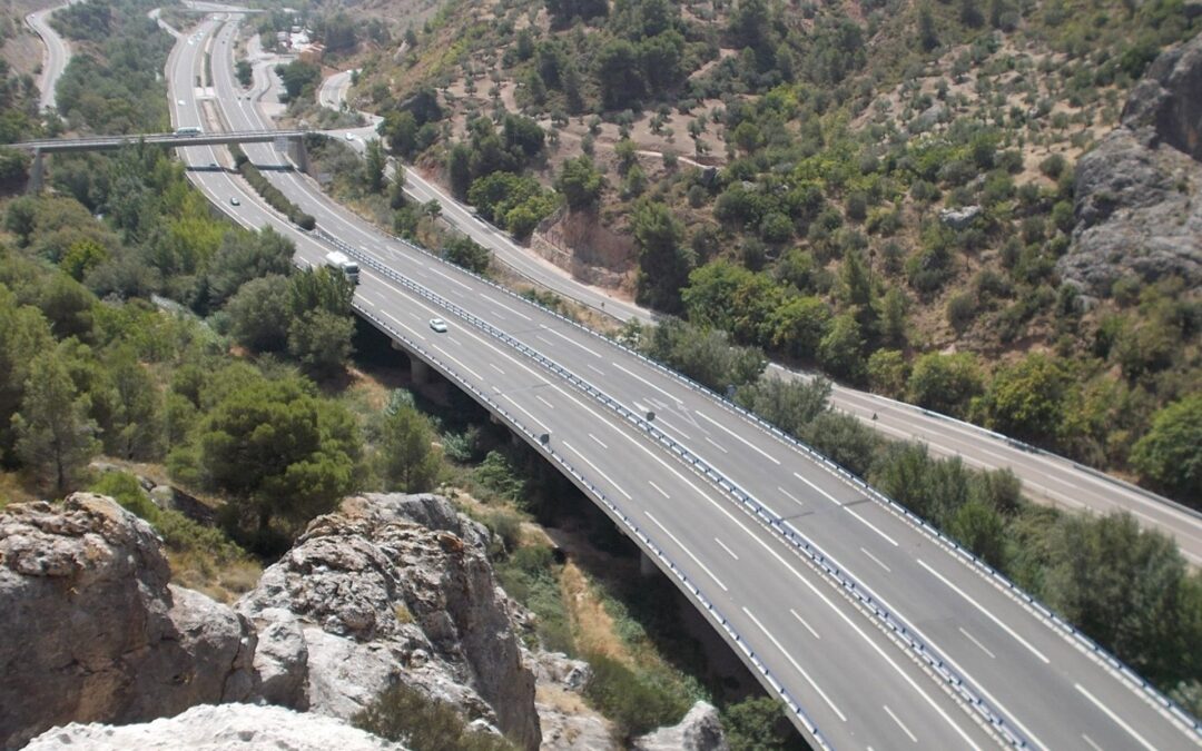 El Gobierno destina 3,5 millones a las obras de emergencia en la A-44 y la N-323 tras el temporal de borrascas
