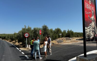 La Diputación de Jaén interviene en las carreteras de Ibros y Canena con cerca de 2 millones de euros de inversión