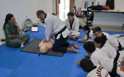 Urgencias del Hospital de Jaén forma a más de 90 federados de taekwondo en técnicas de reanimación