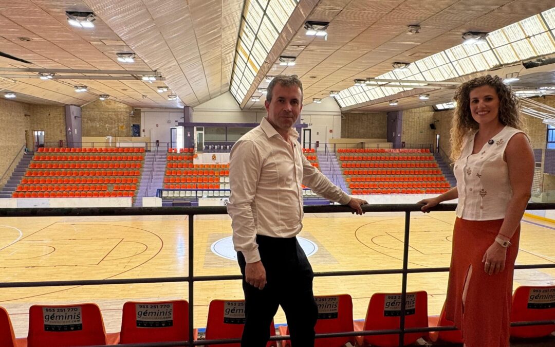 Tres empresas para la renovación de la cubierta del pabellón de La Salobreja