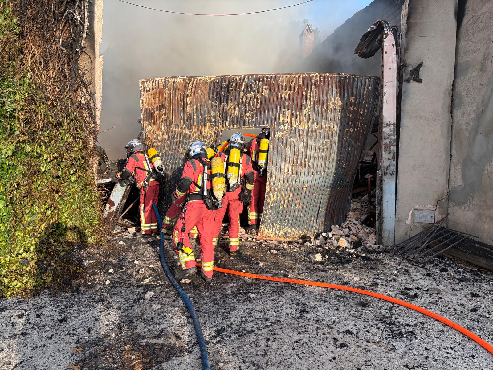 Fotonoticia Incendio Campillo de Arenas