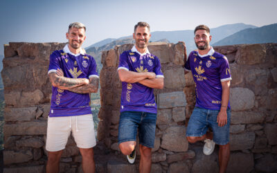 El Real Jaén presenta su segunda equipación, un homenaje a «El Abuelo»