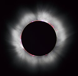 Fernández pide extremar la precaución ante el eclipse solar: «La mejor manera de disfrutarlo es hacerlo con seguridad»
