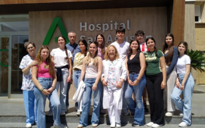 El aula hospitalaria del Hospital San Agustín de Linares ha atendido a 180 menores durante el curso