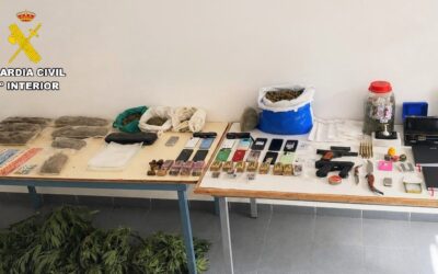 Dos detenidos en Torreperogil por vender droga en dos viviendas que generaban alarma vecinal